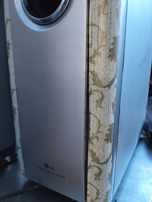 Colunas e subs de casa