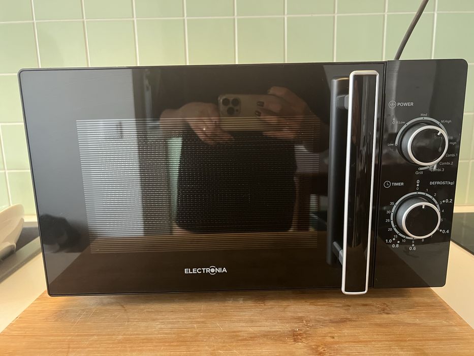 Electronia Microwave Oven506774068302325762