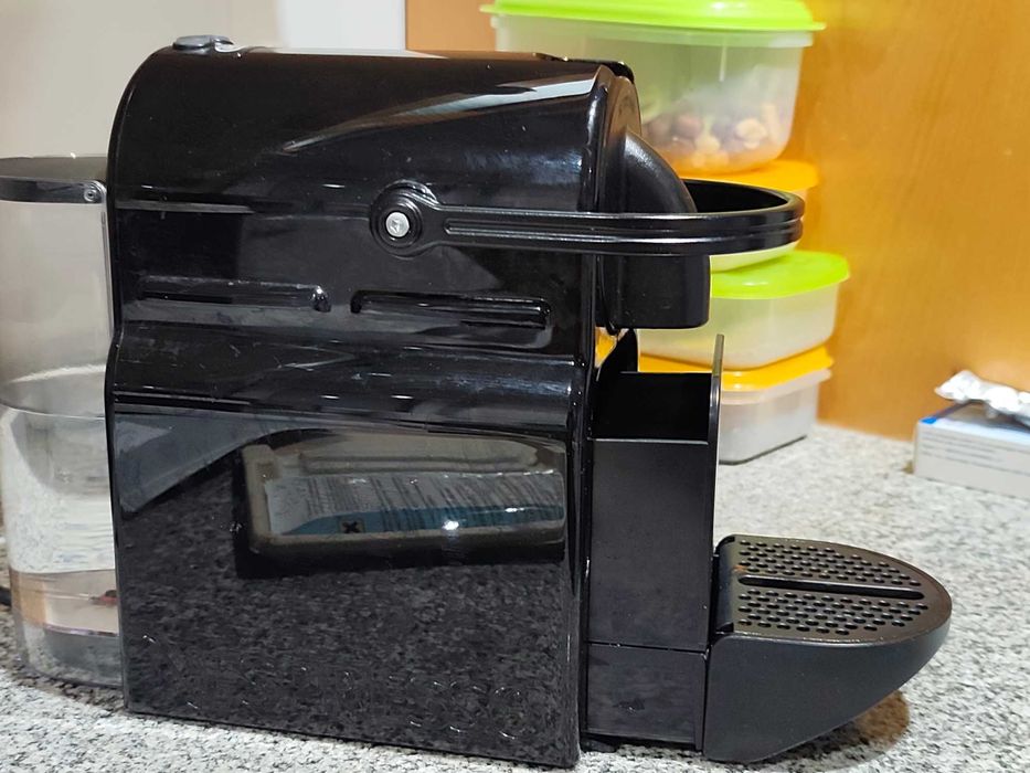 Máquina de café Nespresso DéLonghi