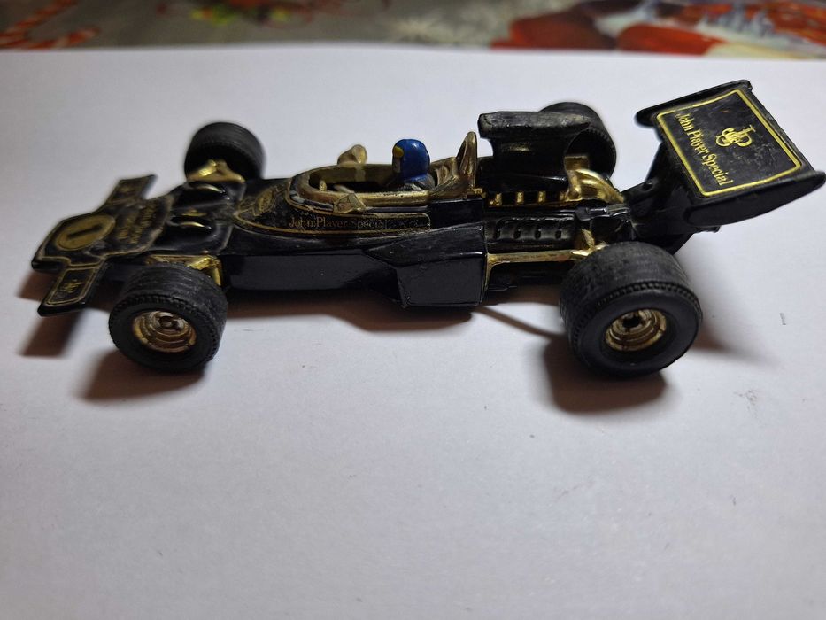 Miniatura escala 1:36