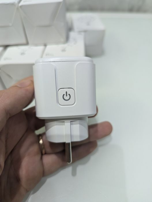 Tuya wifi розетка Розумна розетка Смарт розетка 20 Ампер