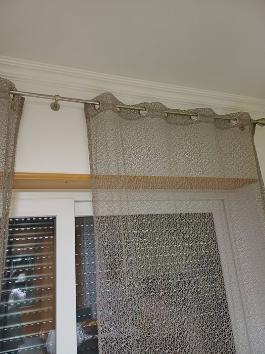 Cortinados cinza claro