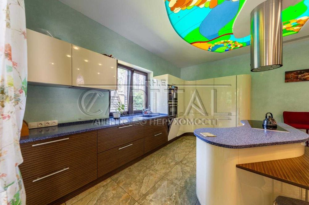 Здається в оренду будинок з каміном 400м2 в Білогородці 25 соток