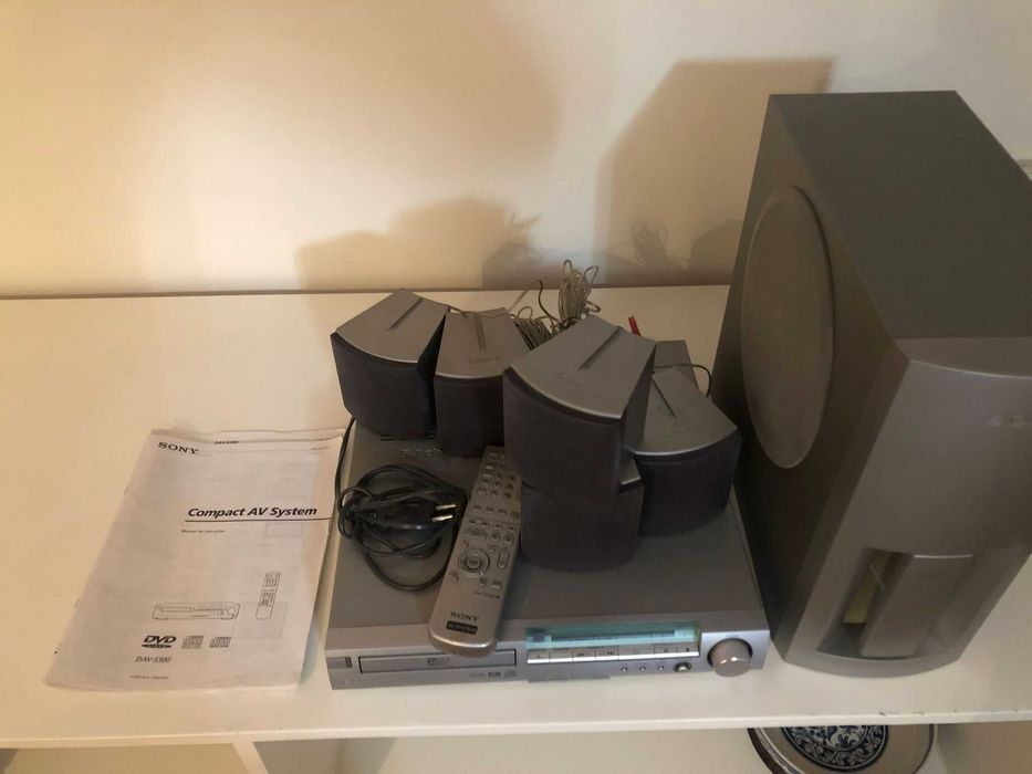 DVD Sony Compact AV System