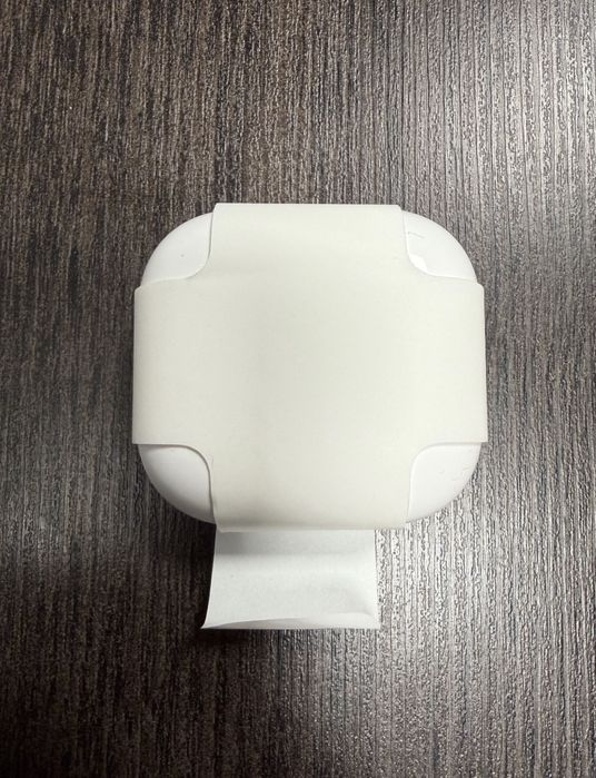 Nowe oryginale etui ładujące Apple Airpods 4 A3058