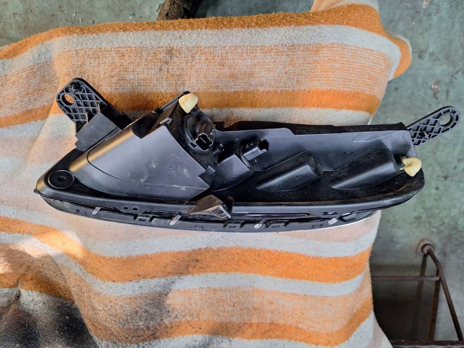 Lampa LED DRL Prawy Przód Citroen c3 III