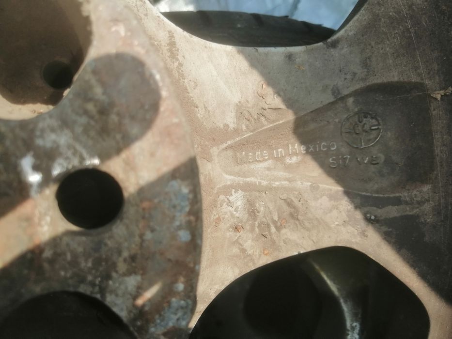 Оригінальні диски з резиною на Mercedes ML