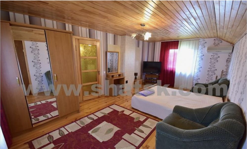 Продаж будинок-дача в с.Мельники Шацькі озера Пісочне озеро