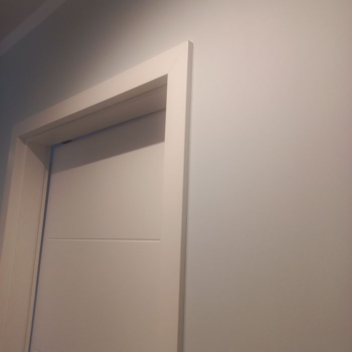 Farba do malowania ścian kolor szary