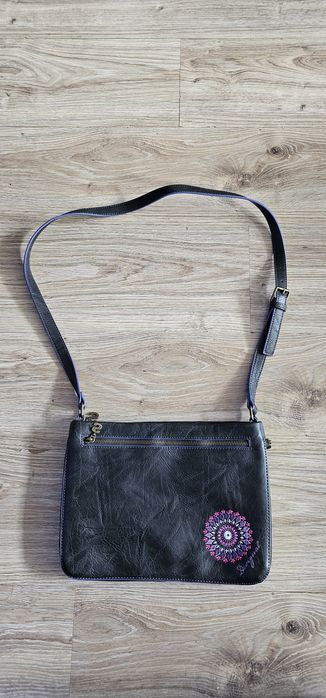 Desigual torebka damska 30cm x 22cm stan bardzo dobry