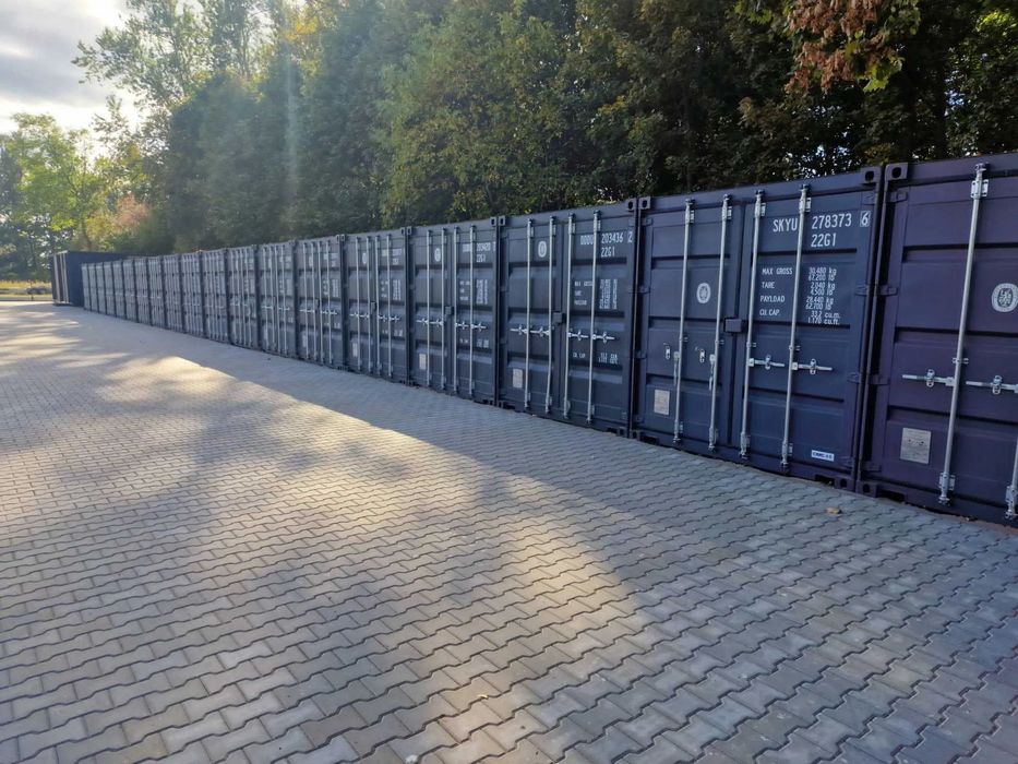 Przechowalnia Garaz Box Kontener na wynajem magazyn 30 m Self Storage
