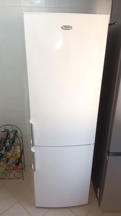 Frigorífico combinado whirlpool no frost WBE3322 NFWF
