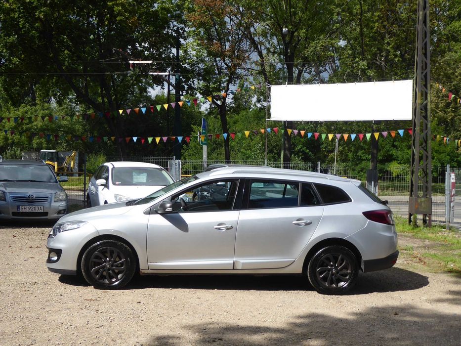 Renault Megane 1.6 Diesel, Krajowy, Nowe Opony, Bogate Wyposażenie