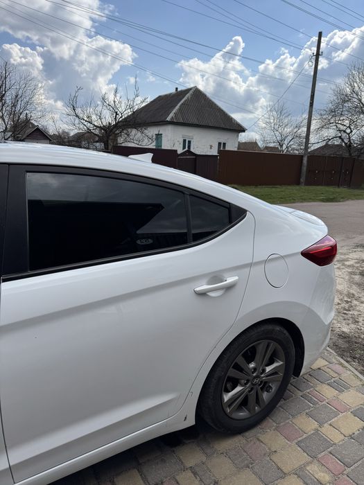 Hyndai Elantra 2018