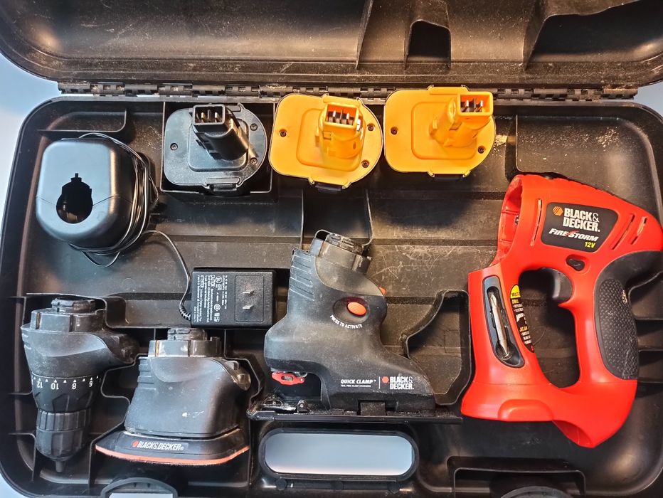 BLACK & DECKER 3 в  1  шуроповерт лобзик шлифовальная машина с кейсом