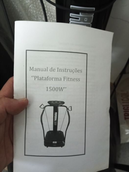 Vibroplate c/elasticos + livro exercícios