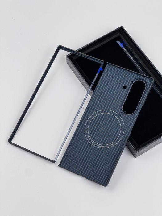 Карбоновий чохол Galaxy Z Fold 7 (Plain) Blue + MagSafe