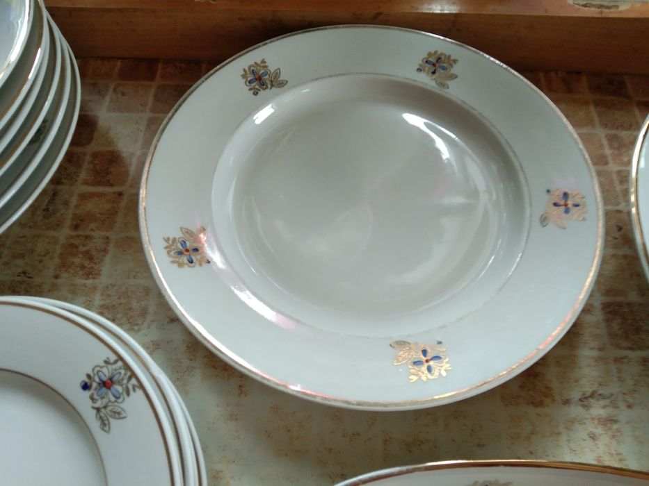 Сервіз посуду радянського часу