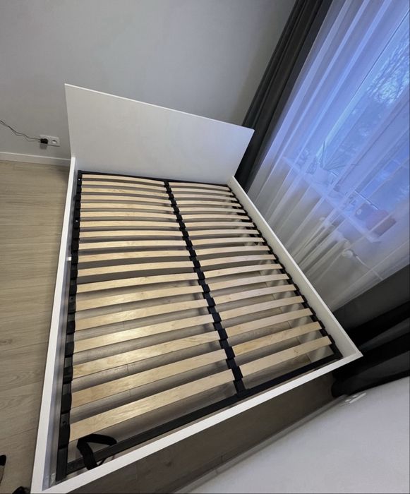 Łóżko do sypialni 160x200