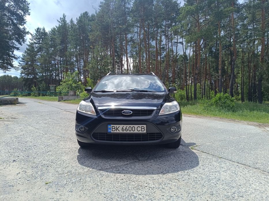 Ford Focus 2.  1.6 бензин