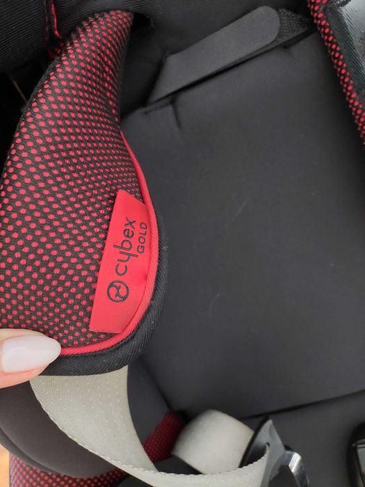 Fotelik obrotowy cybex ferrari