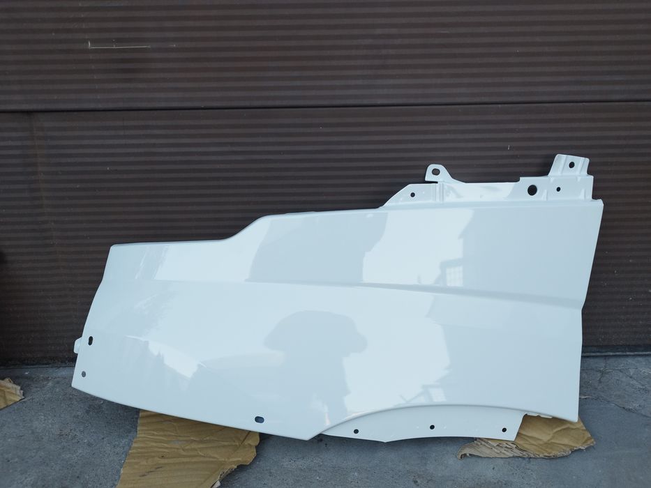 Iveco Daily 14r- Błotnik Przód Lewy Ładny Darmowa Dostawa
