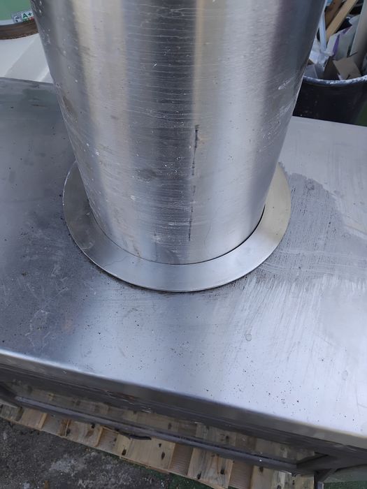 Lareira  forrada  em inox