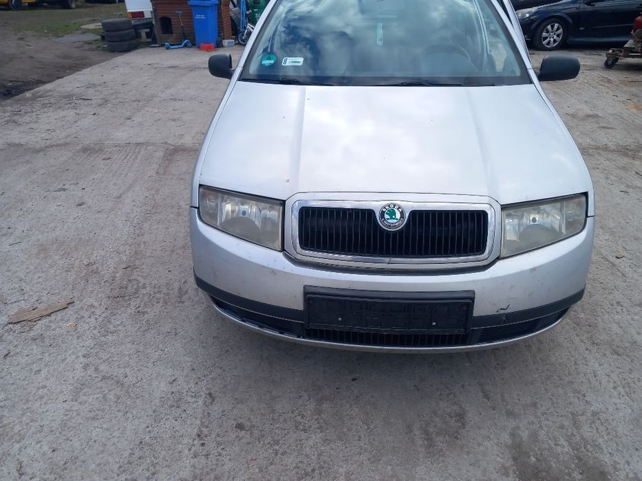 Maska zderzak błotniki klapa bagażnika  skoda Fabia 1