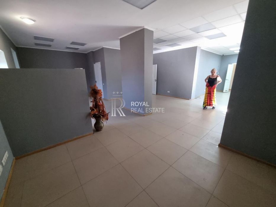 Оренда ФАСАД Шумського, Березняки, 2 входи, трафік 102м2