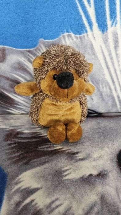 Maskotka PRL jeżyk z kultowej bajki mecki micki mucki