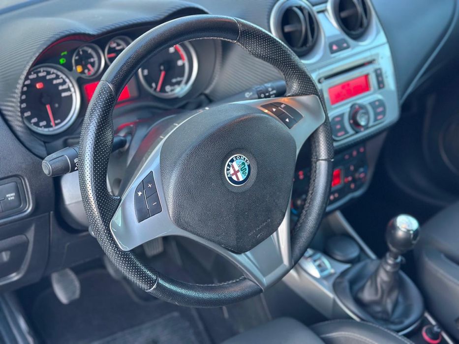 ALFA ROMEO MITO 1.6 Multijet 2010 Nacional