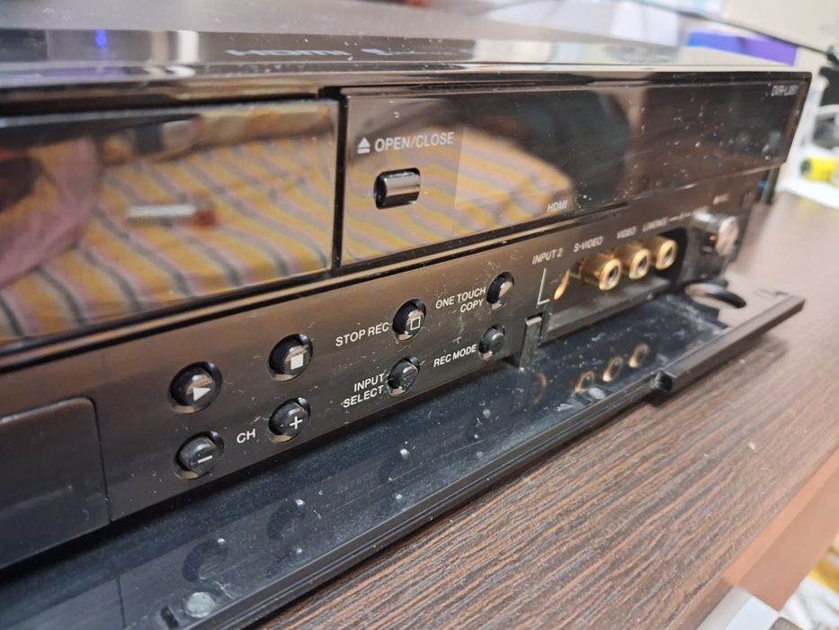DVD/HDD рекордер Pioneer DVR-LX61 (HDMI, 250GB)