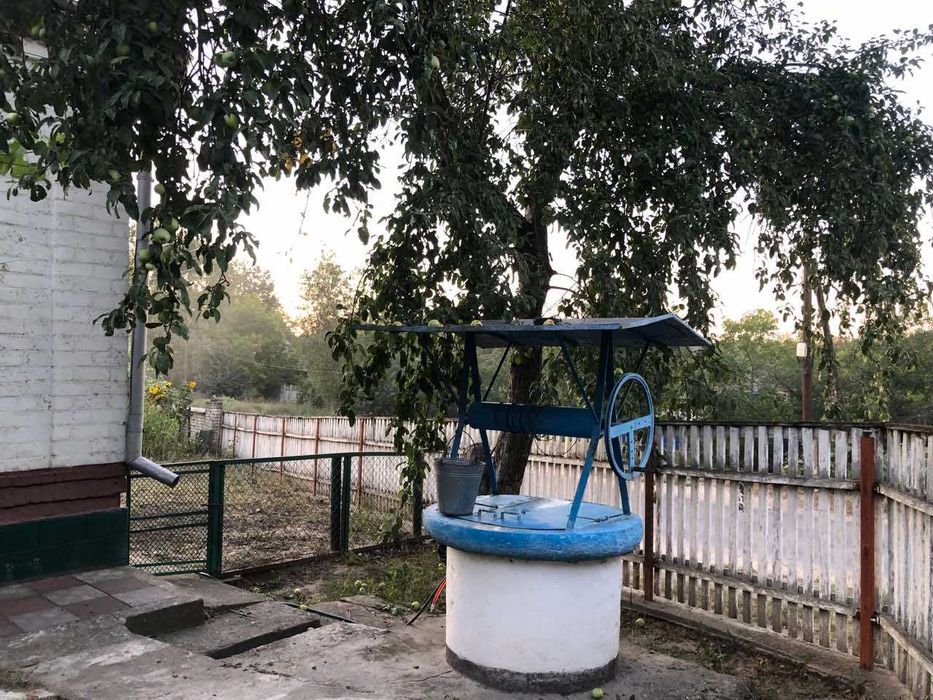 Продається садиба в центрі села Ободівка