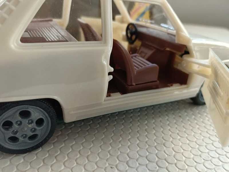 Renault 5 Brigada de Trânsito Brinquedo português antigo