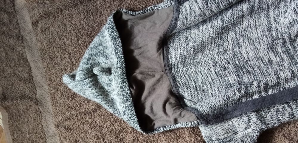 Bluza na zamek swetr