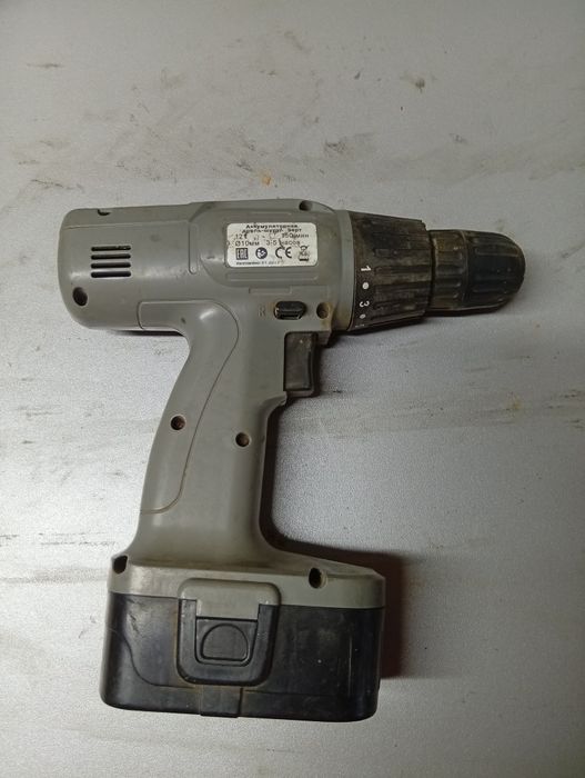 Шуруповерт робочий