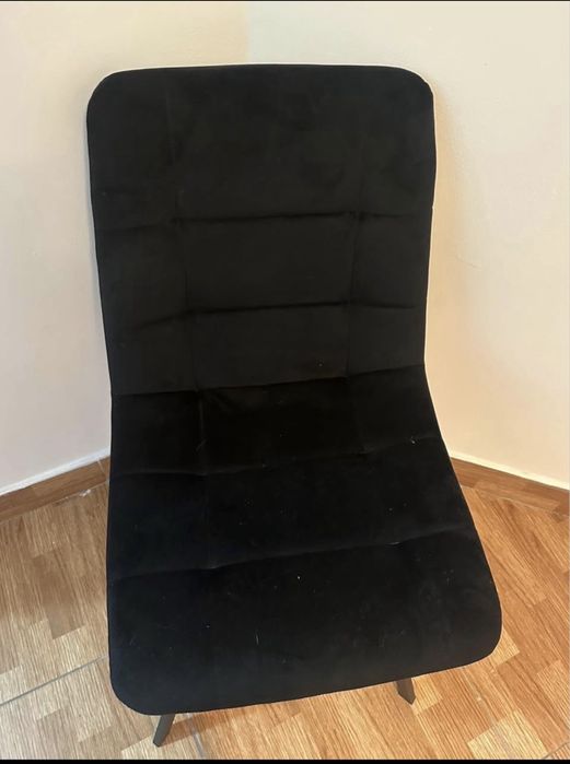 Cadeira em veludo