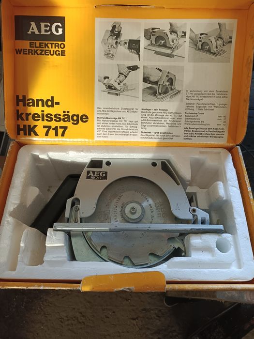 Лобзік. Торцовка. Стусло. . Станок для різки каменю. Вологоріз.