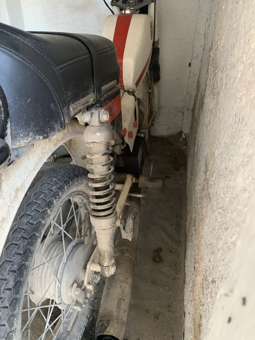 Moto famele com motor de zundapp