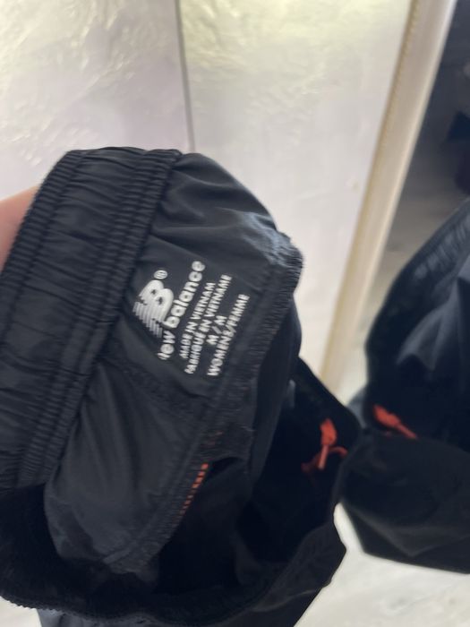 Спортивні шорти new balance: технологічна тканина та яскравий дизайн