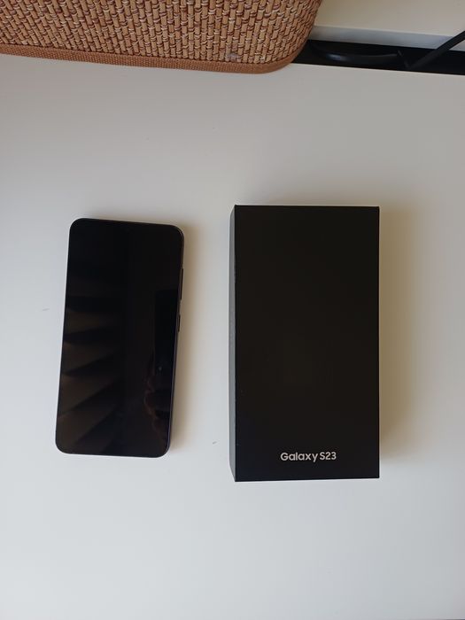 Samsung Galaxy  S23