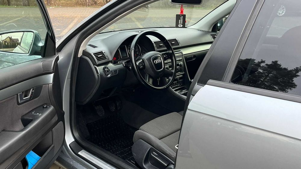 Audi a4 b7 1.8 turbo 163km benzyna+lpg hak