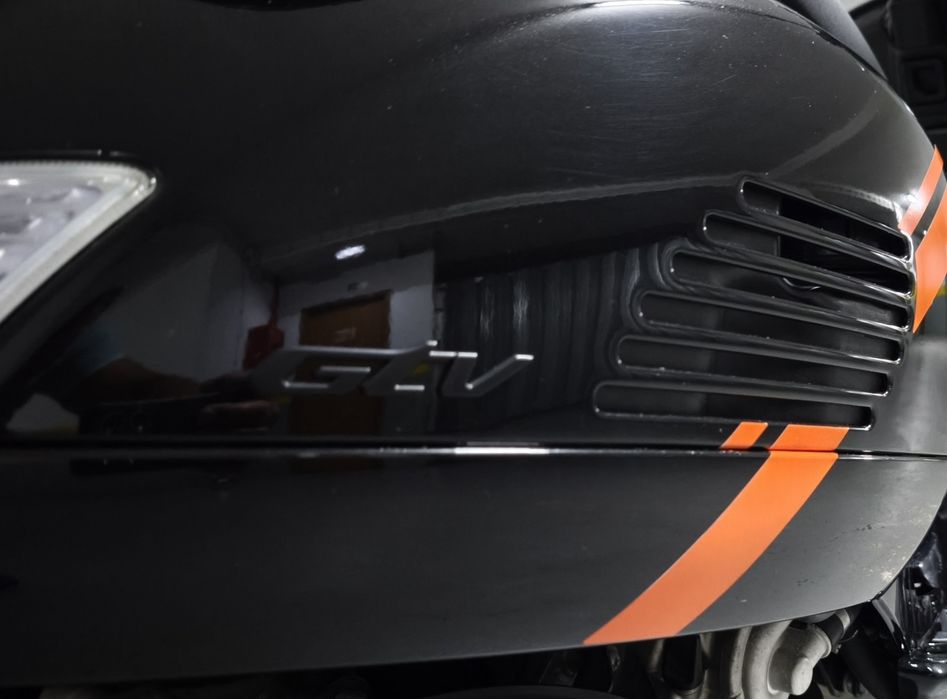 Vespa GTV 300 2025/ imaculada/ garantia até 2028