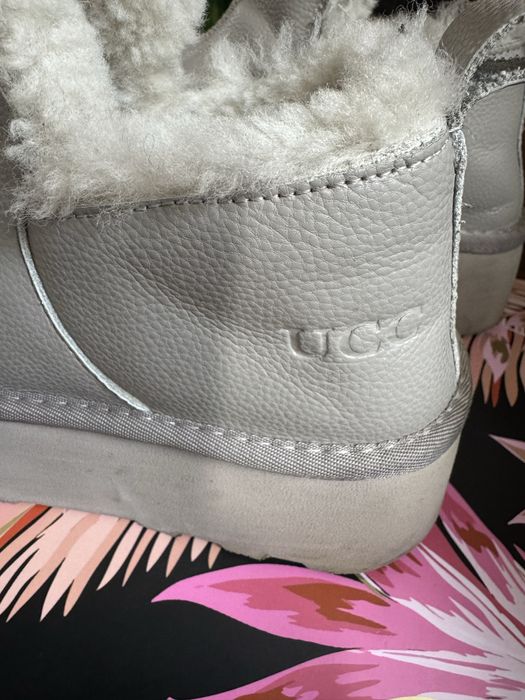 Уги 38 розмір шкіра UGG