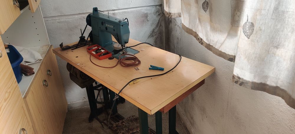 Máquina Costura Singer usada