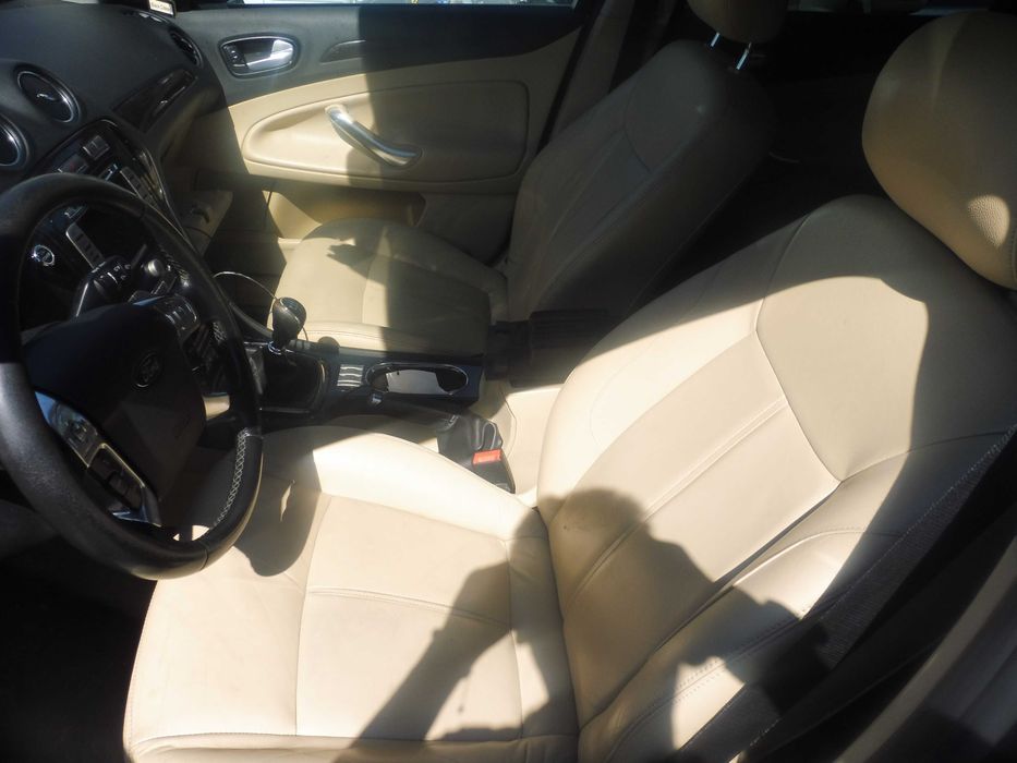 Ford Mondeo MK4 na części maska drzwi klapa błotnik lusterko zderzak