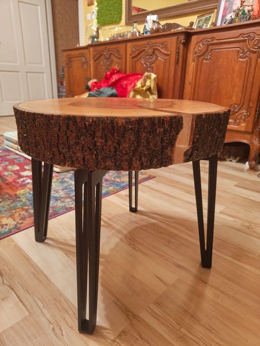 Potężny stolik Jesion olej i żywica