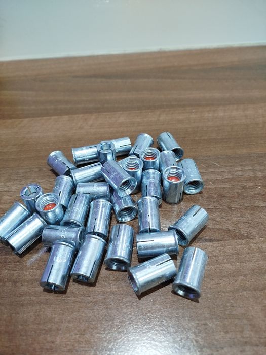 Kotwa wpuszczana HKD Hilti 12×25. 70 szt