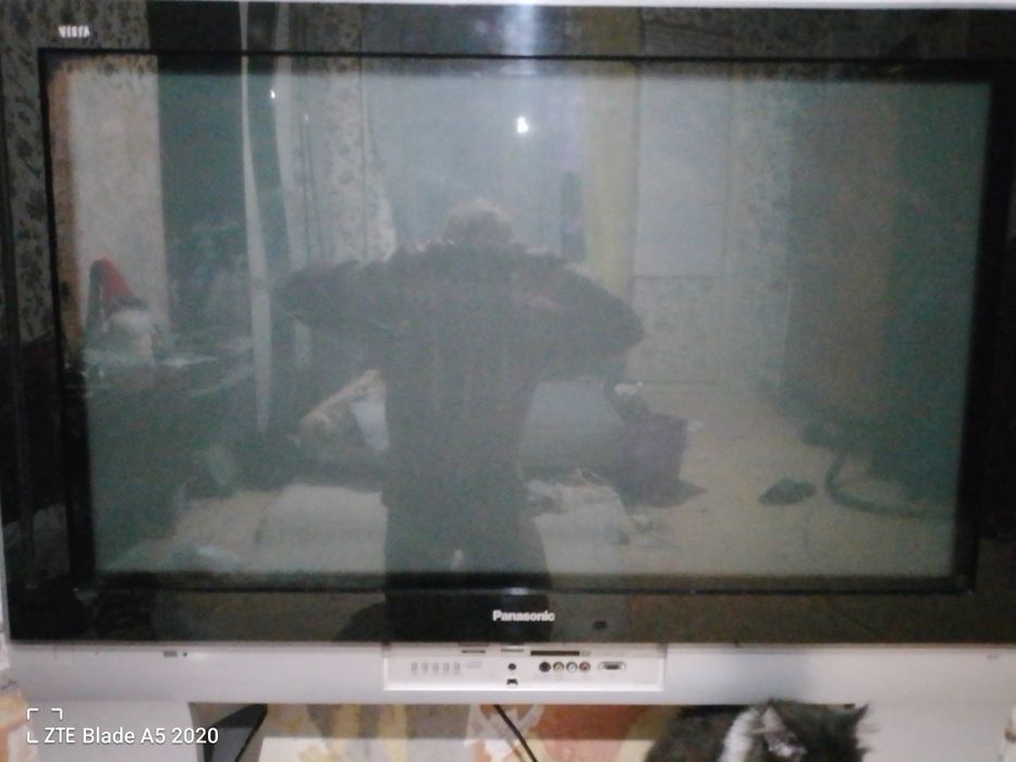 Panasonic 42 продам срочно