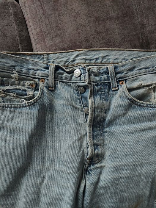 Джинси Levis 501